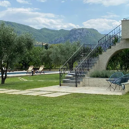 Eleonas By The Sea With Private Pool ヴィラ Kainourgio